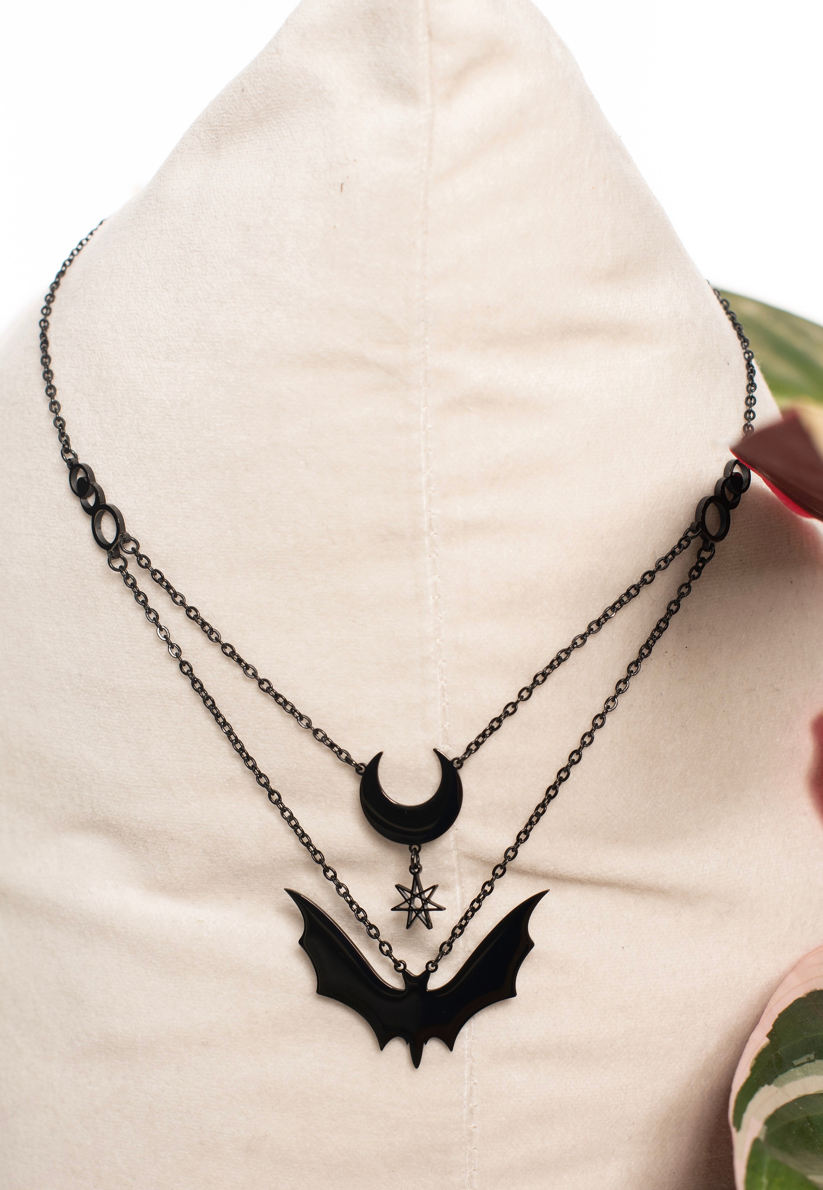 Wildcat - Crescent Lovers - Necklace | Neutral-Image