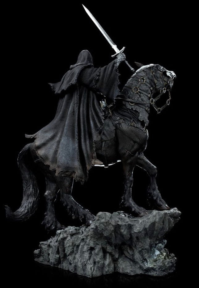 The Lord Of The Rings - Nazgul On Horse Deluxe Art Scale 1:10 - Statue